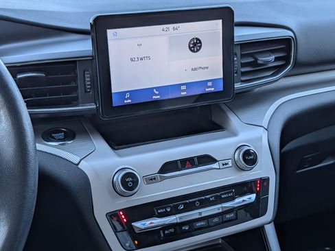 Used 2023 Ford Explorer XLT w/ Equipment Group 202A image 18