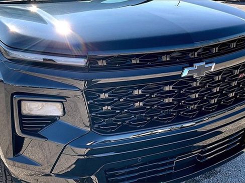 Used 2025 Chevrolet Traverse RS w/ LPO, Floor Liner Package image 34