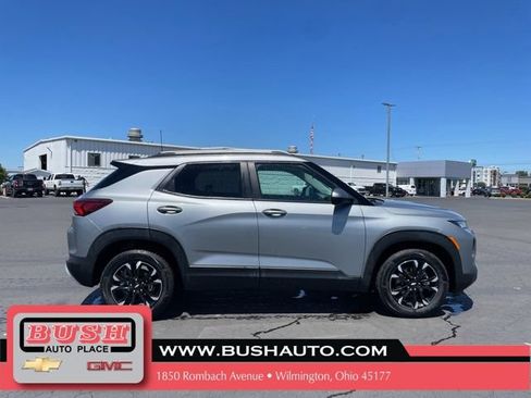 Used 2023 Chevrolet TrailBlazer LT FWD image 9