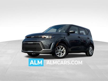 Used 2025 Kia Soul LX w/ LX Technology Package