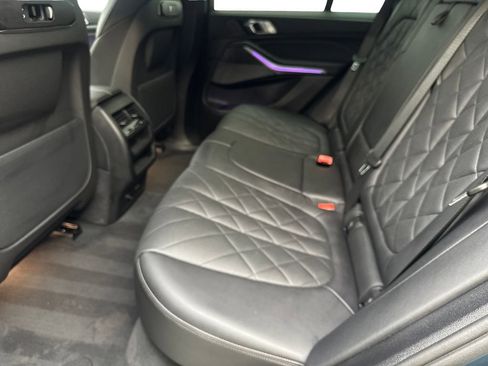 Used 2024 BMW X5 xDrive40i w/ Parking Assistance Package AWD/4WD image 34