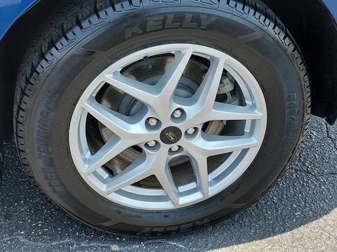 Used 2023 Ford Edge SEL AWD/4WD image 13