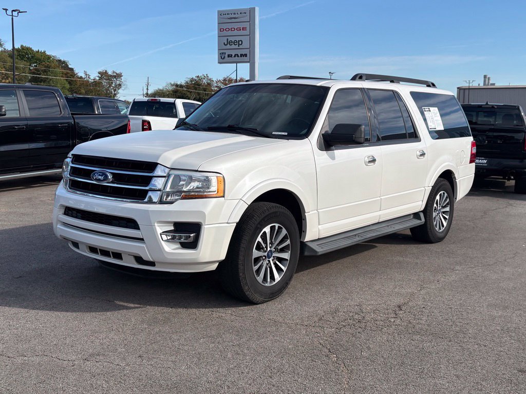Used 2016 Ford Expedition EL XLT w/ Equipment Group 202A RWD image 3