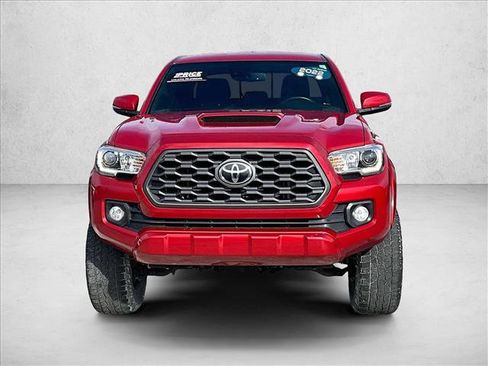 Used 2022 Toyota Tacoma TRD Sport w/ Technology Package AWD/4WD image 3