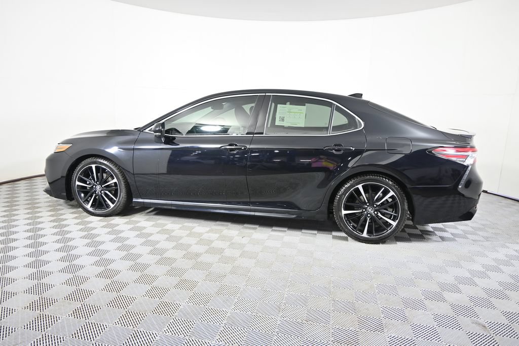 Used 2018 Toyota Camry XSE w/ Driver Assist Package FWD image 3