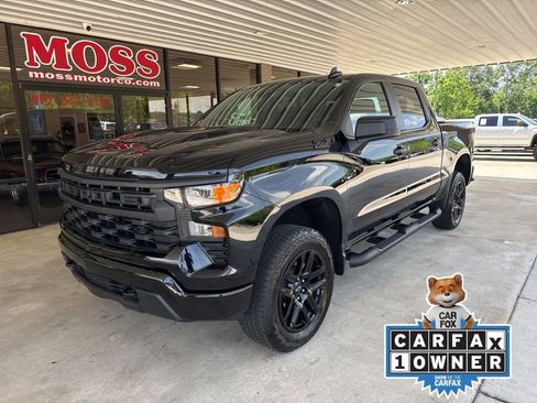 Used 2025 Chevrolet Silverado 1500 Custom Trail Boss w/ Turbomax Blackout Package AWD/4WD image 1