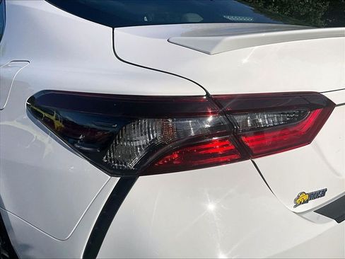 Used 2024 Toyota Camry SE AWD/4WD image 33