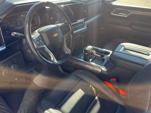 Used 2022 Chevrolet Silverado 1500 LTZ image 15