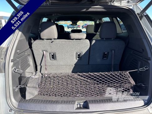 Used 2025 GMC Acadia Elevation w/ Black Edition image 23