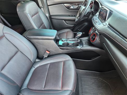 Used 2021 Chevrolet Blazer RS w/ Enhanced Convenience Package image 10