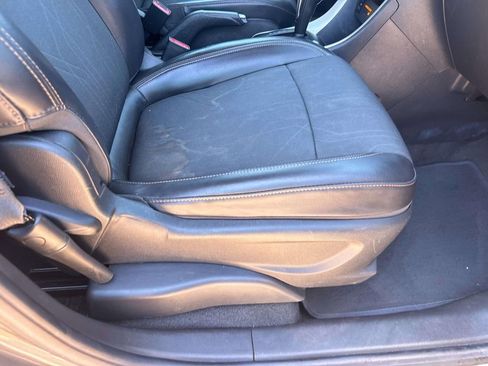 Used 2020 Chevrolet Trax LT w/ Driver Confidence Package FWD image 14
