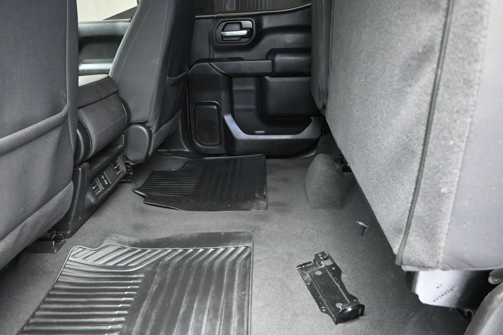 Used 2024 Chevrolet Silverado 1500 Custom AWD/4WD image 17