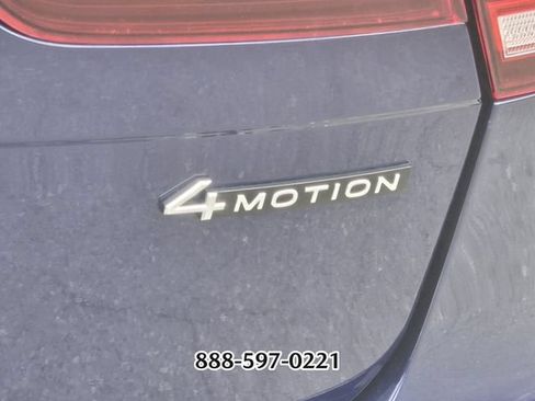 Certified 2022 Volkswagen Tiguan SE AWD/4WD image 15