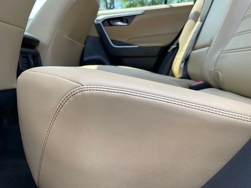 Used 2022 Toyota RAV4 XLE Premium FWD image 38