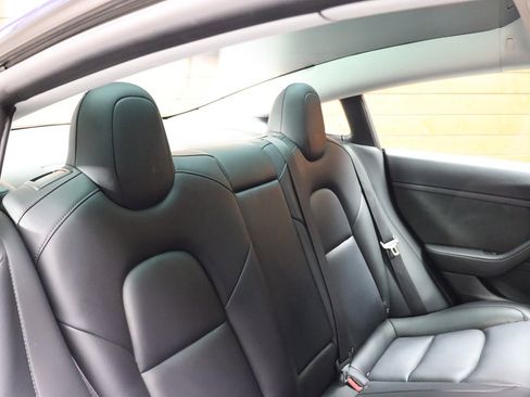 Used 2022 Tesla Model 3 image 64