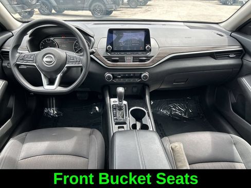 Used 2024 Nissan Altima 2.5 SV AWD/4WD image 29