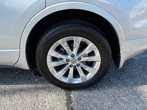 Used 2018 Buick Envision Essence w/ LPO, Hit The Road Package FWD image 22