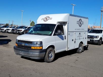 Used 2018 Chevrolet Express 3500 w/ Chrome Appearance Package