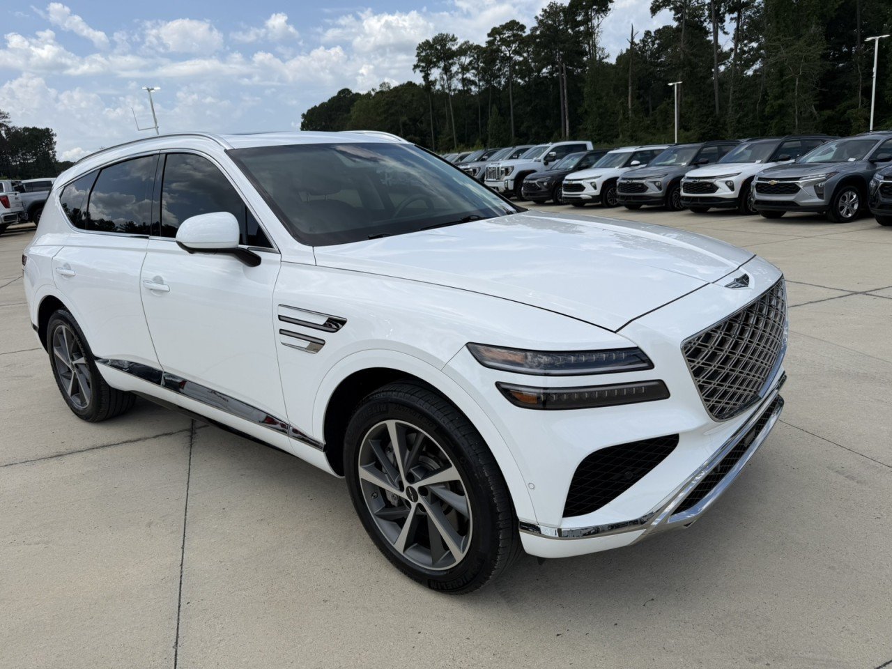 Used 2025 Genesis GV80 2.5T Advanced AWD/4WD image 3