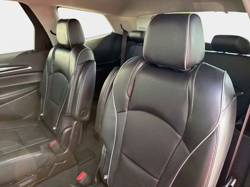 Used 2020 Buick Enclave Avenir w/ Avenir Technology Package FWD image 12