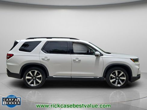 Used 2023 Honda Pilot Elite image 4