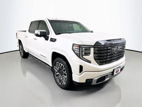 Used 2024 GMC Sierra 1500 Denali Ultimate AWD/4WD image 3