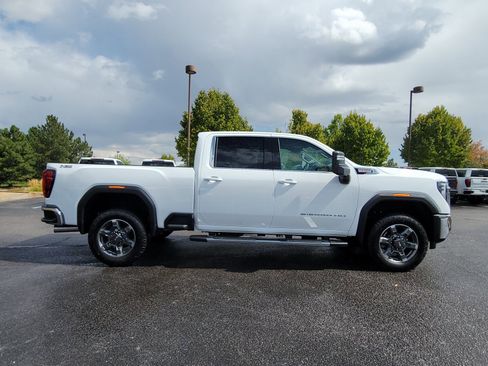 New 2026 GMC Sierra 2500 SLE w/ SLE Value Package; image 2