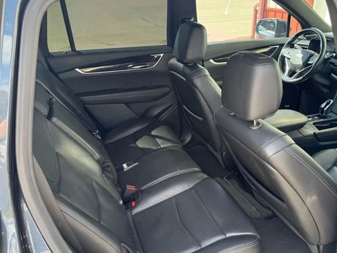 Used 2020 Cadillac XT6 Premium Luxury image 19