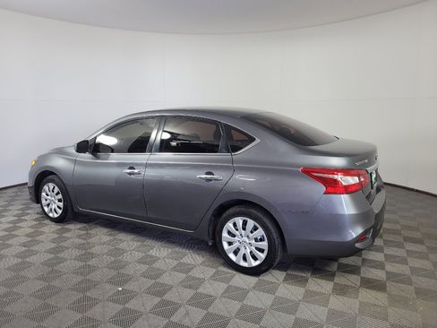 Used 2019 Nissan Sentra S FWD image 3