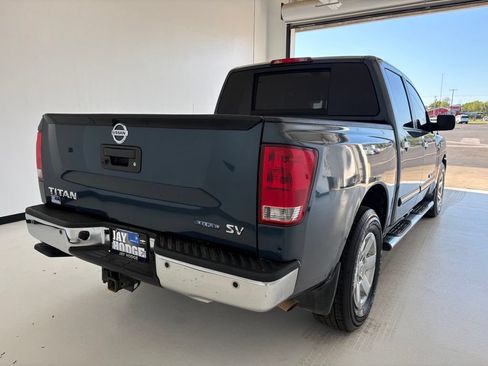 Used 2014 Nissan Titan SV w/ SV Value Truck Package RWD image 18