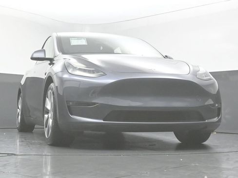 Used 2022 Tesla Model Y Long Range AWD/4WD image 50