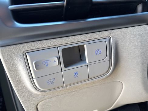 New 2026 Hyundai Tucson Limited image 34