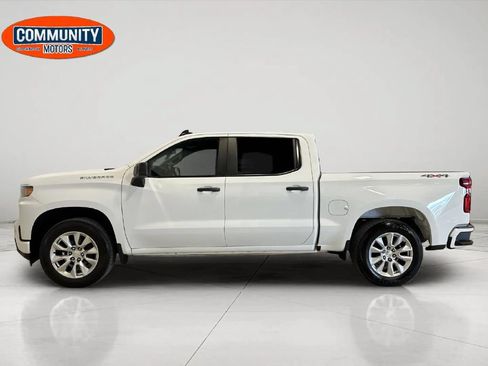 Used 2021 Chevrolet Silverado 1500 Custom AWD/4WD image 2