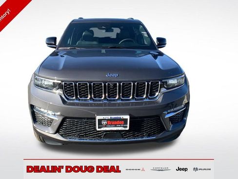 New 2025 Jeep Grand Cherokee Limited 4xe w/ Luxury Tech Group II image 12