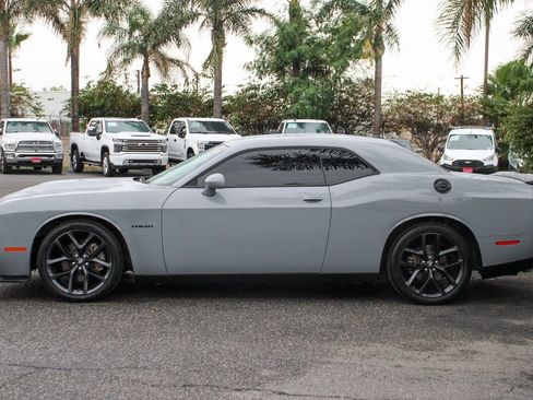 Used 2022 Dodge Challenger R/T w/ Blacktop Package image 5