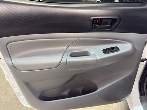 Used 2015 Toyota Tacoma 4x4 Double Cab image 26