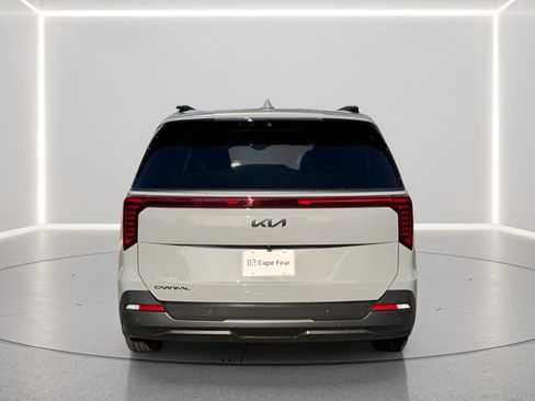 Used 2026 Kia Carnival SX Prestige FWD image 4