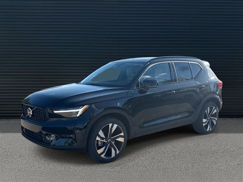 New 2026 Volvo XC40 B5 Ultra w/ Climate Package image 1