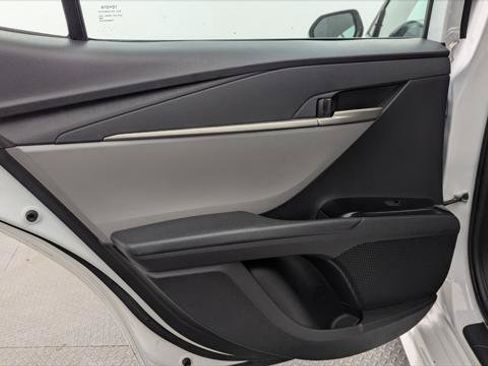 Used 2025 Toyota Camry SE FWD image 16
