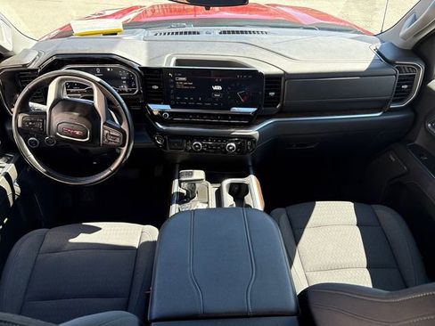 Used 2023 GMC Sierra 1500 Elevation w/ Preferred Package image 19