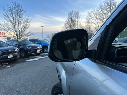 Certified 2025 Toyota Tacoma SR5 image 16