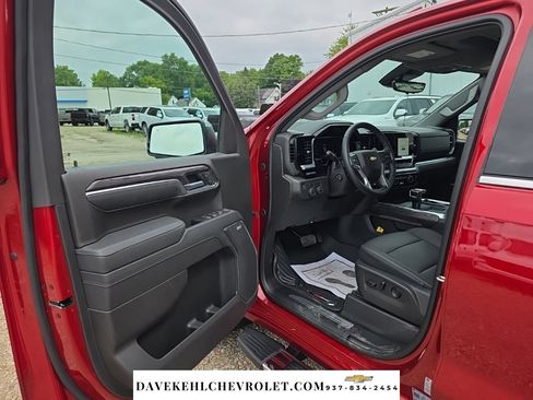 Used 2026 Chevrolet Silverado 1500 LTZ AWD/4WD image 28