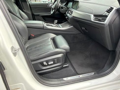 Used 2021 BMW X5 sDrive40i w/ M Sport Package RWD image 13