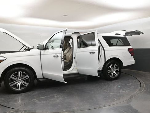 Used 2024 Ford Expedition Max Limited RWD image 29