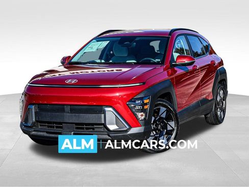 Used 2025 Hyundai Kona SEL image 1