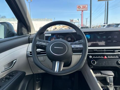 New 2026 Hyundai Tucson SEL FWD image 10