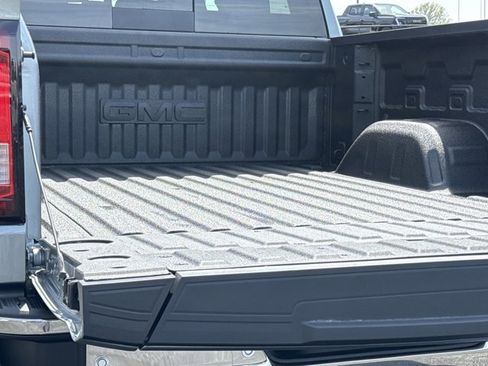 New 2026 GMC Sierra 1500 SLT w/ SLT Premium Plus Package AWD/4WD image 10