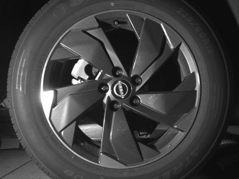 Used 2025 Nissan Rogue SV image 15