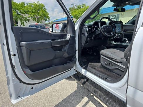 Used 2021 Ford F150 XLT w/ Equipment Group 302A High AWD/4WD image 18