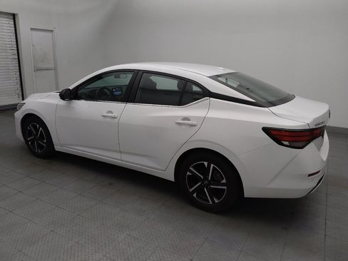 Used 2024 Nissan Sentra SV FWD image 3